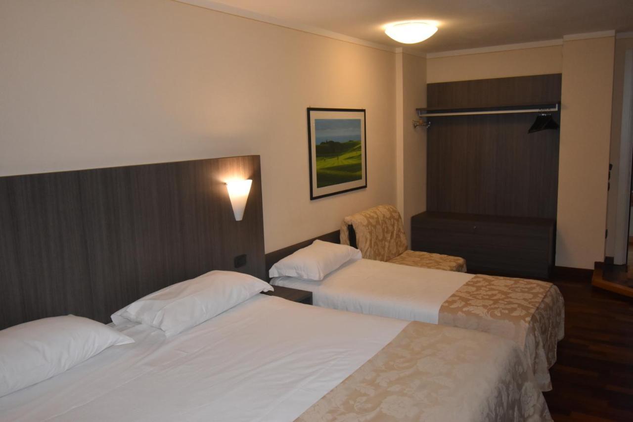 Hotel Boutique Antiche Mura ซาลุซโซ ภายนอก รูปภาพ